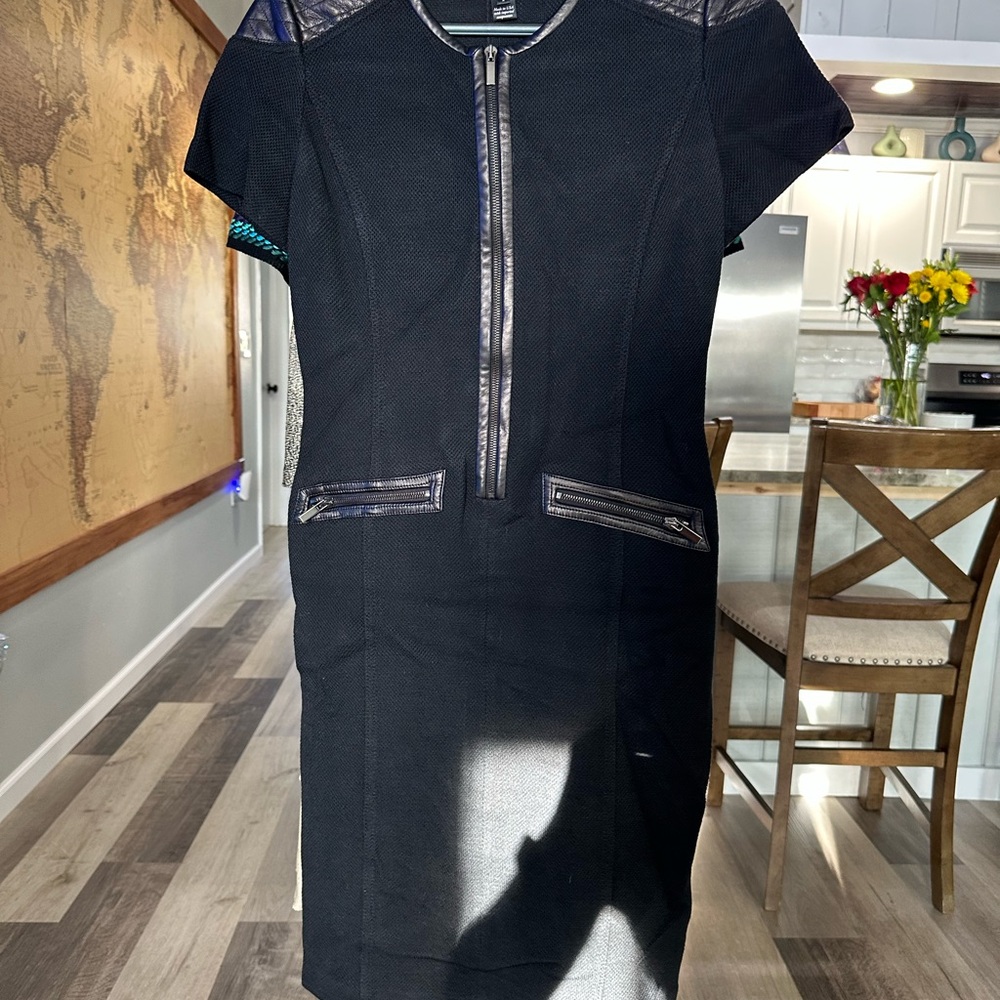 St. John Black Midi Sheath Dress with Short Sleeves and Crew Neck